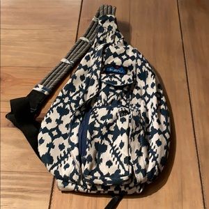 Kavu sling bag